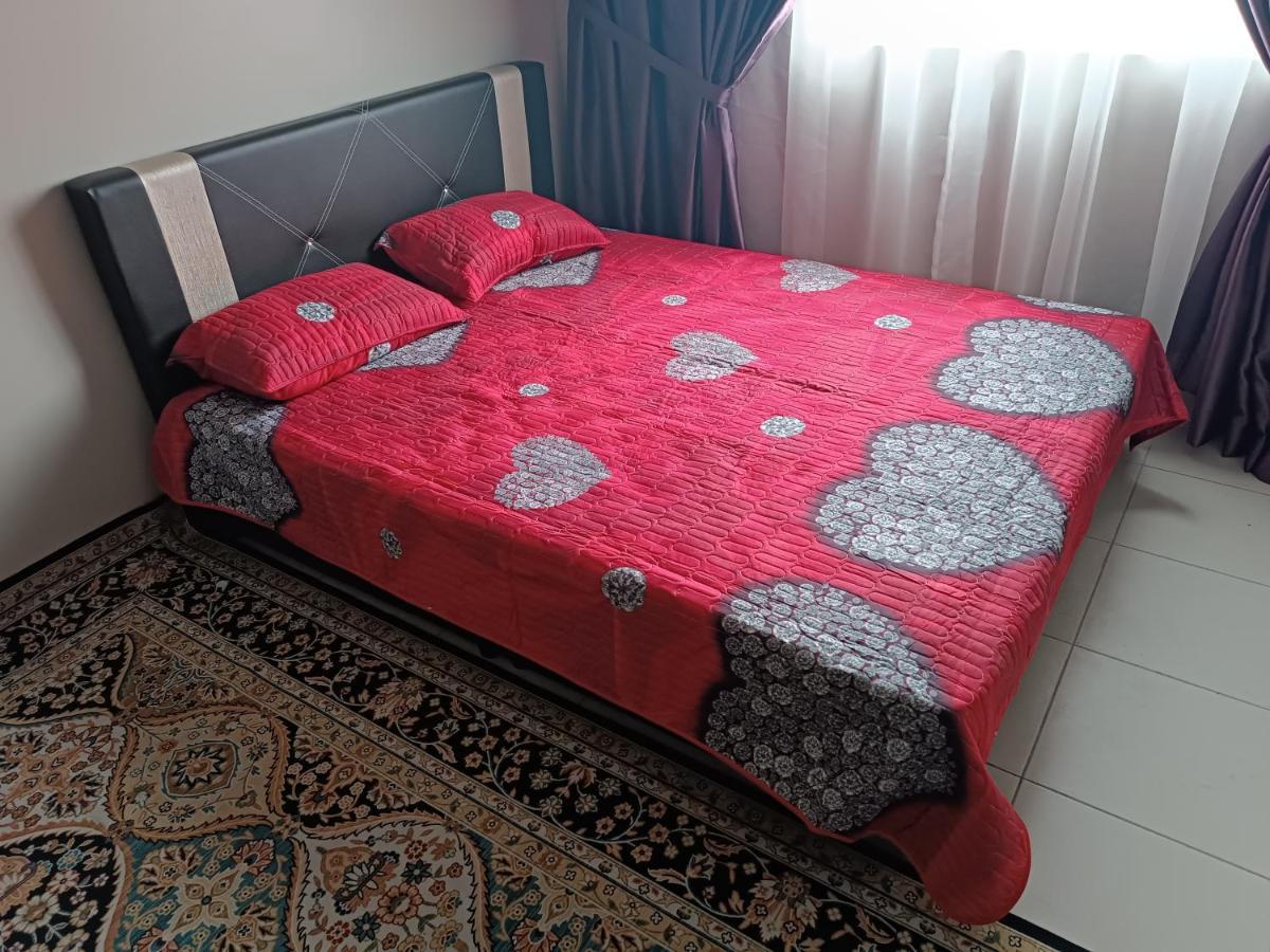 Aisy Homestay Putrajaya Cyberjaya Klia Кампунг Денгкіл Екстер'єр фото