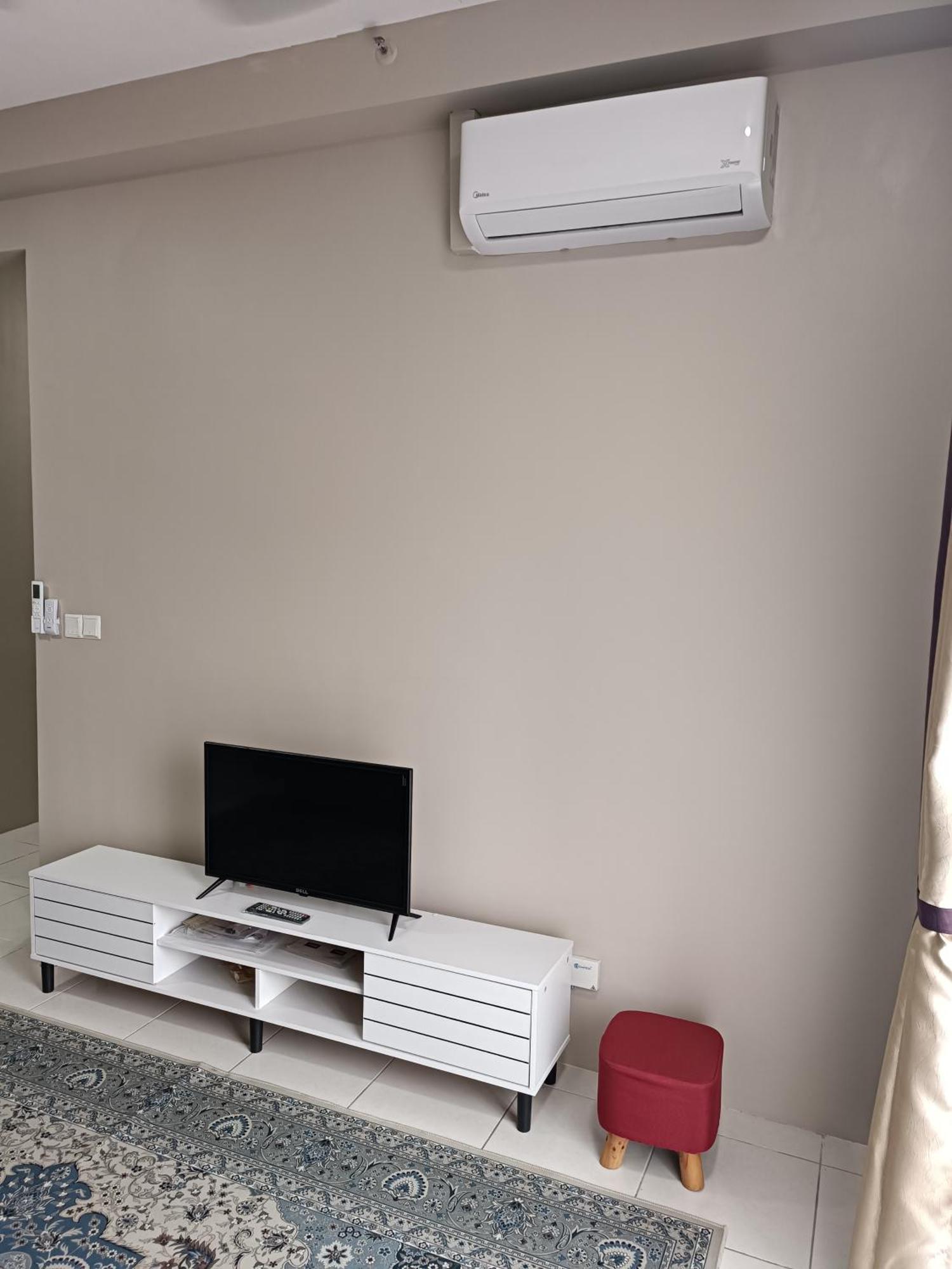 Aisy Homestay Putrajaya Cyberjaya Klia Кампунг Денгкіл Екстер'єр фото