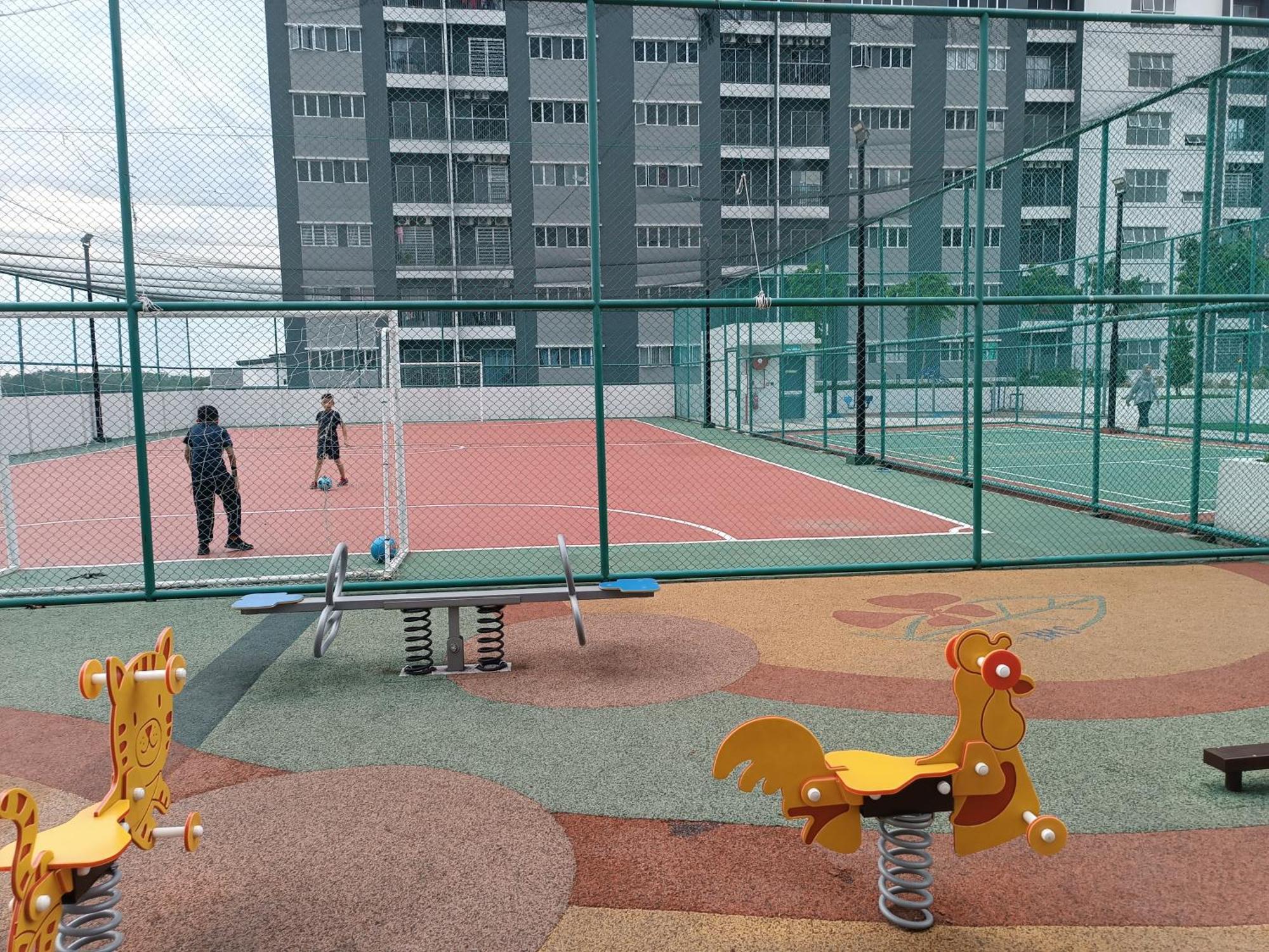 Aisy Homestay Putrajaya Cyberjaya Klia Кампунг Денгкіл Екстер'єр фото